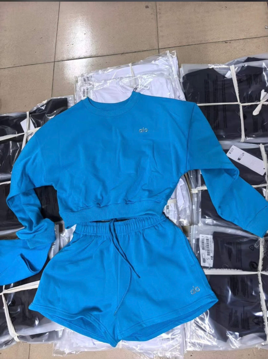 Accolade Cropped Short set